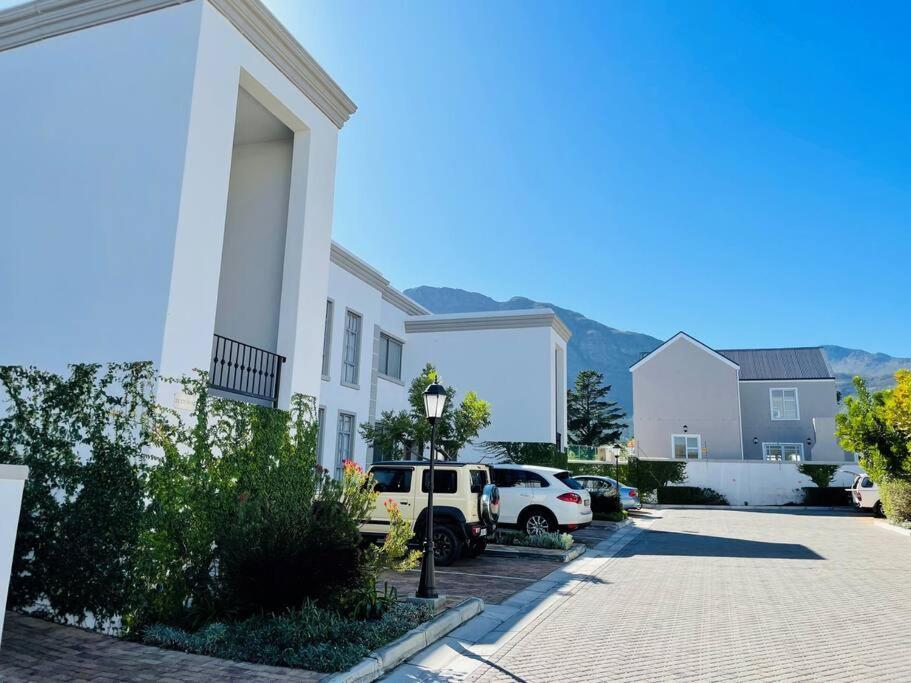 Spacious, Modern & Convenient Franschhoek Εξωτερικό φωτογραφία