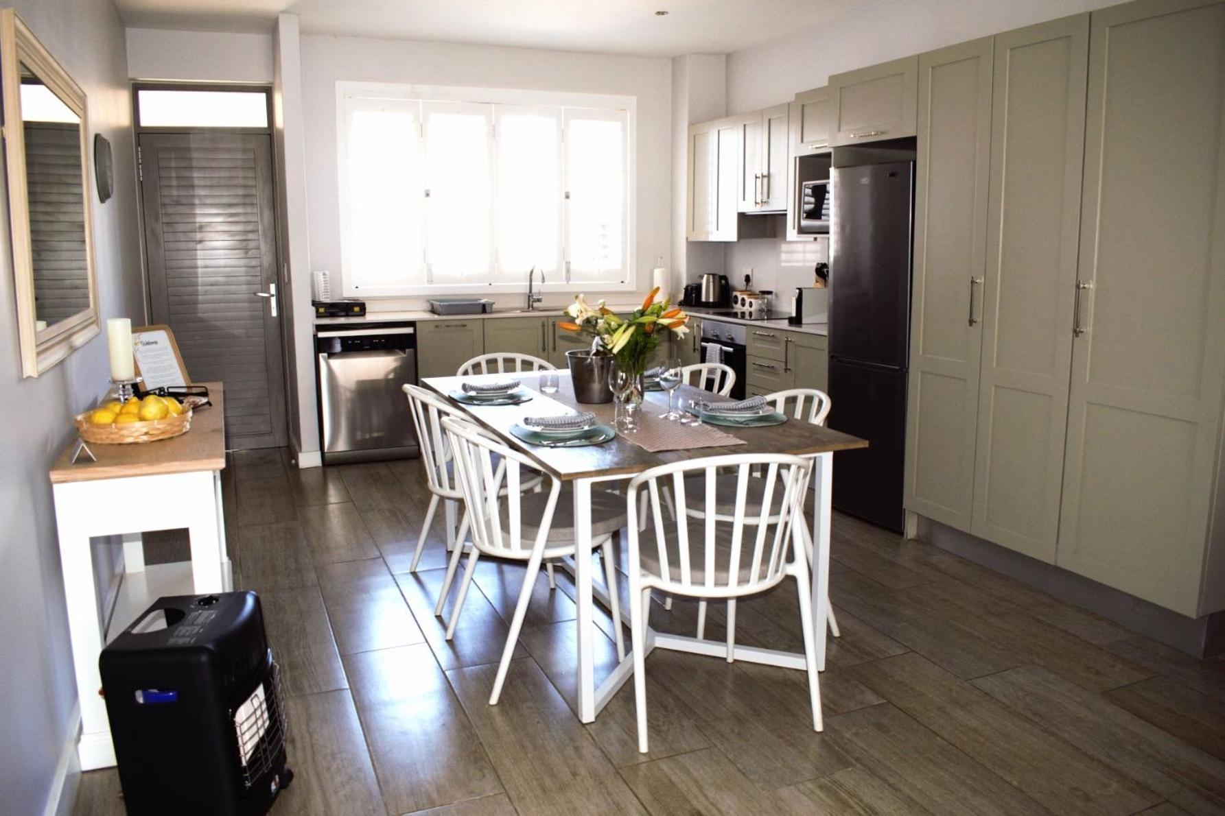 Spacious, Modern & Convenient Franschhoek Εξωτερικό φωτογραφία