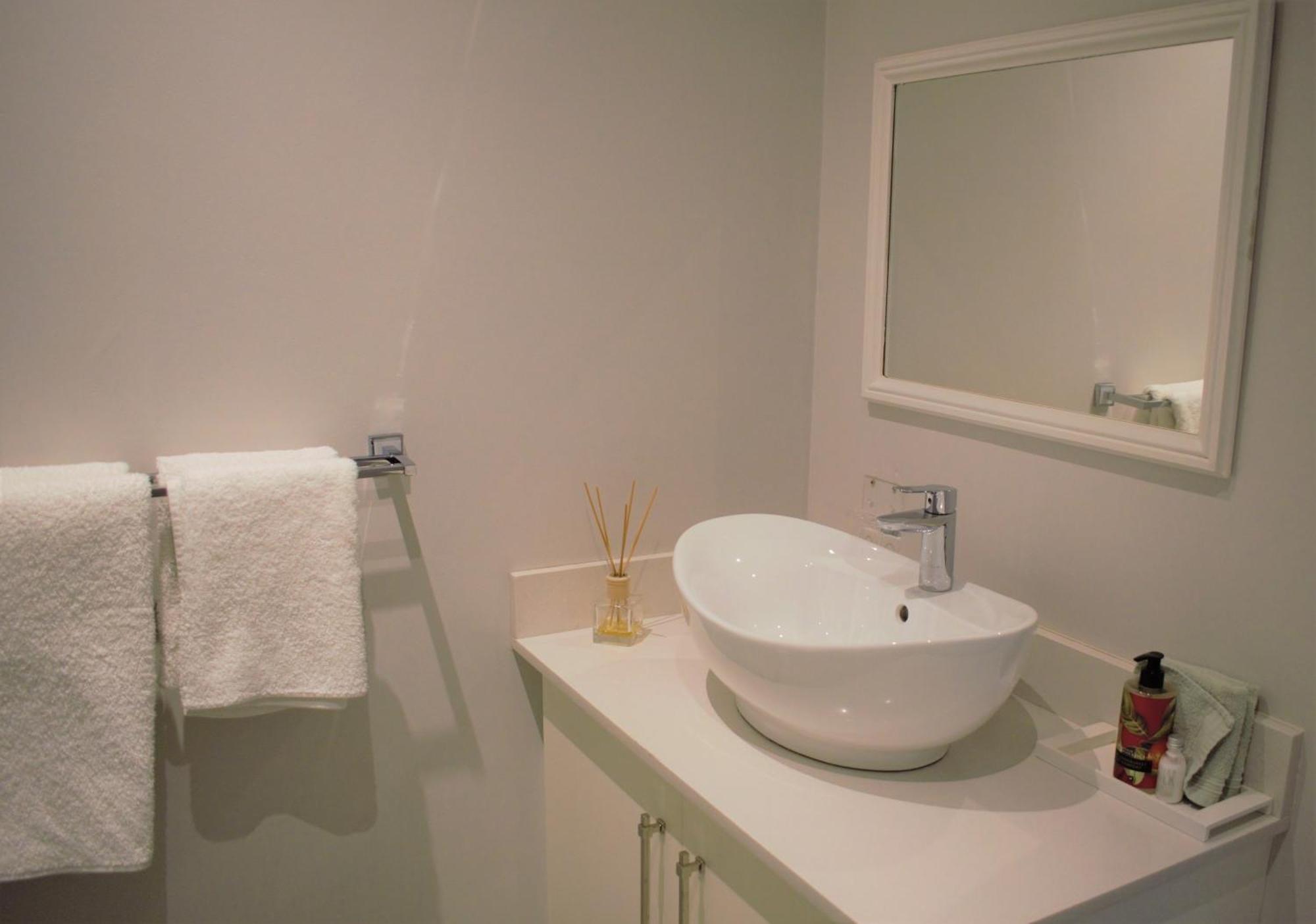 Spacious, Modern & Convenient Franschhoek Εξωτερικό φωτογραφία